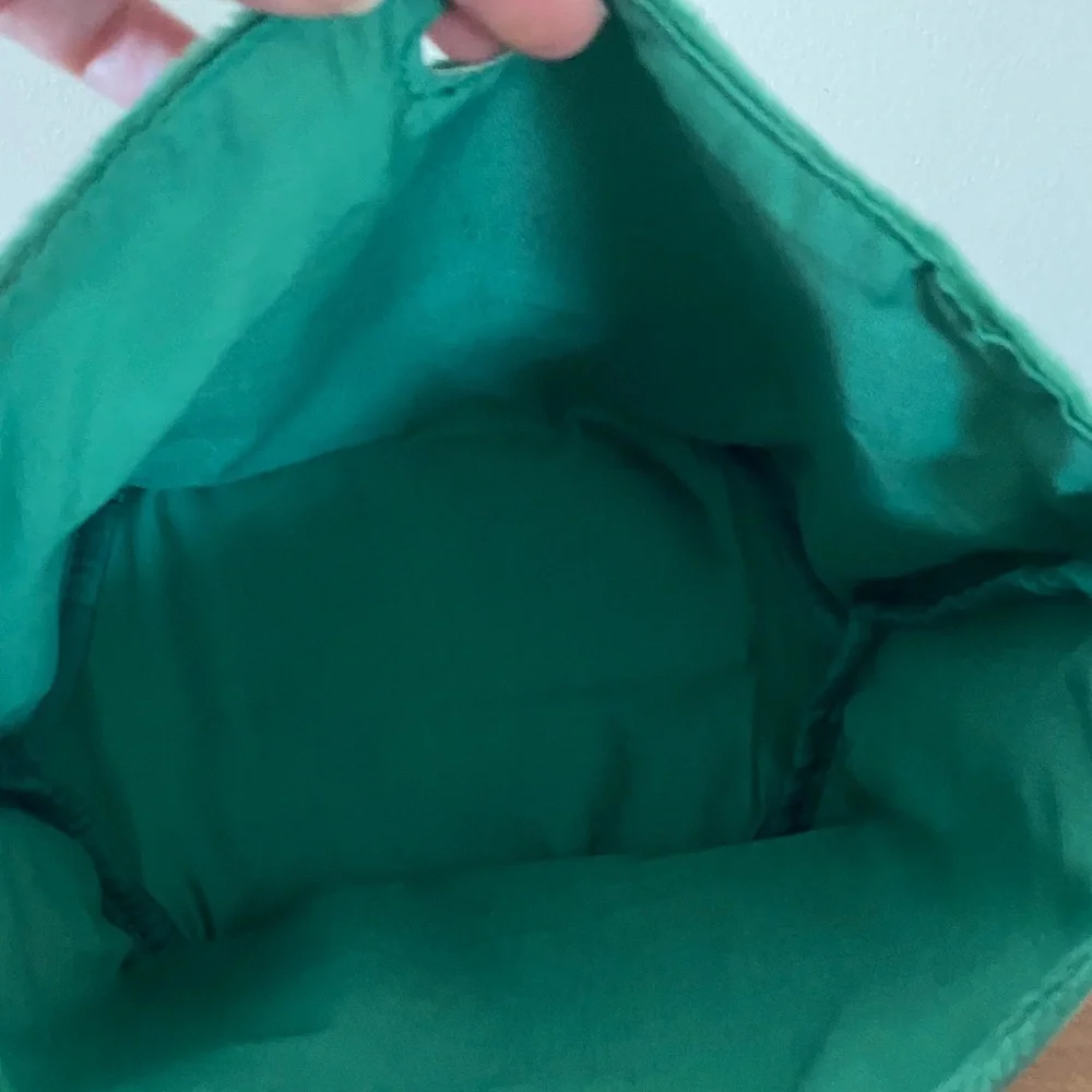 RMS Beauty Green 'mine' Velvet Pouch with Gold Padlock NWOT